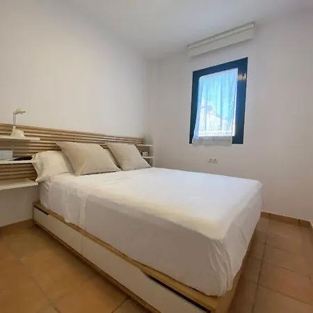 Holiday home Amplio Adosado En Primera Linea De Mar